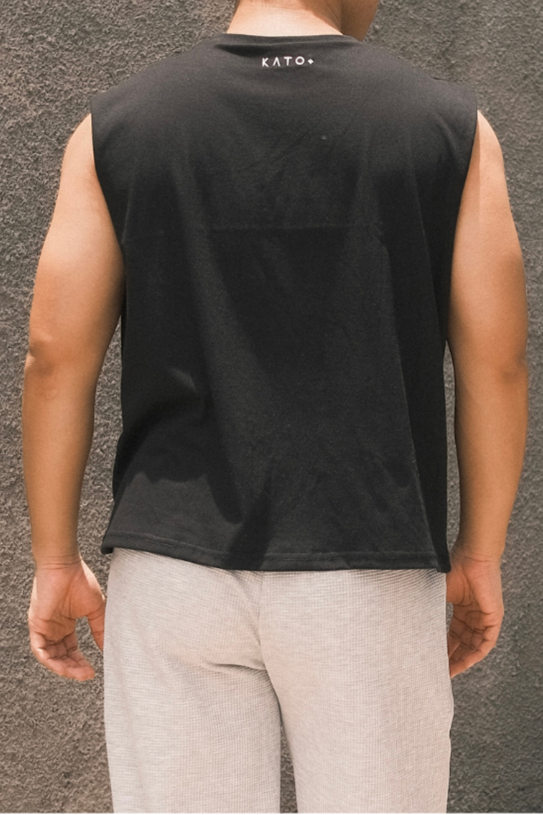 Pareden Sleeveless Tee 